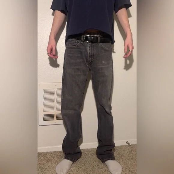 Levi's Men's Relaxed-Fit 505 Dark Gray Jeans - Picture 1 of 2